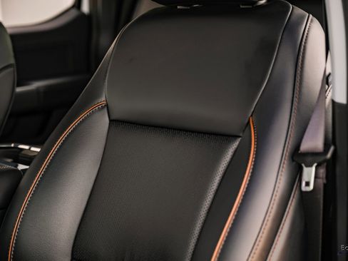 Used 2026 Ford F450 Lariat w/ FX4 Off-Road Package image 49