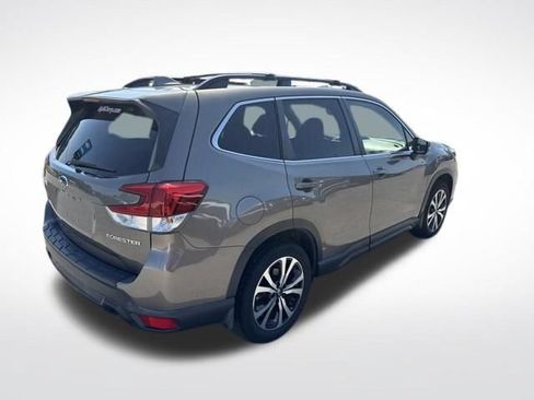 Used 2020 Subaru Forester Limited AWD/4WD image 5