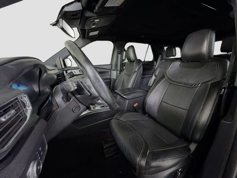 Used 2020 Ford Explorer ST w/ ST Street Pack AWD/4WD image 13