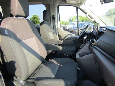 Used 2023 Ford Transit 350 XLT image 33