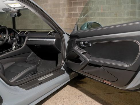 Used 2025 Porsche 718 Cayman S RWD image 21