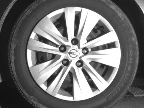 Used 2025 Nissan Sentra S FWD image 15