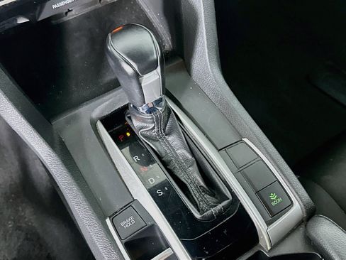 Used 2020 Honda Civic Sport image 23