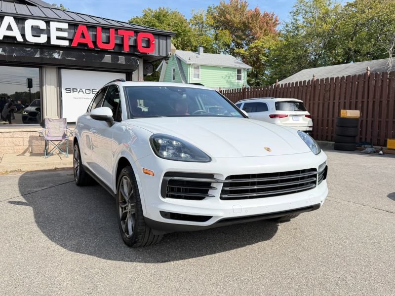 Used 2019 Porsche Cayenne S AWD/4WD image 4