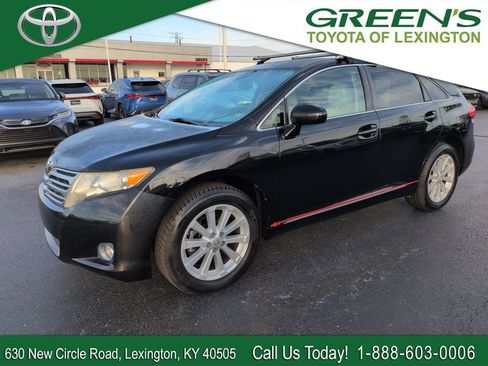 Used 2012 Toyota Venza LE AWD/4WD image 1