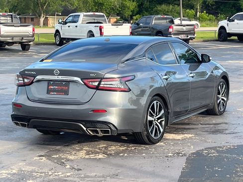 Used 2021 Nissan Maxima 3.5 SV w/ Floor Mat Group FWD image 9