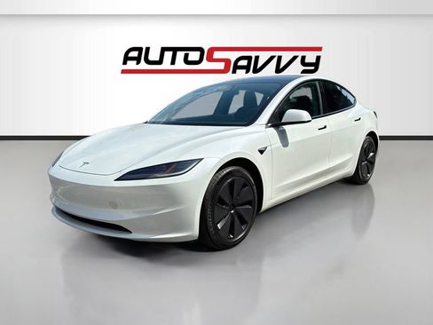 Used 2025 Tesla Model 3 Long Range RWD image 3
