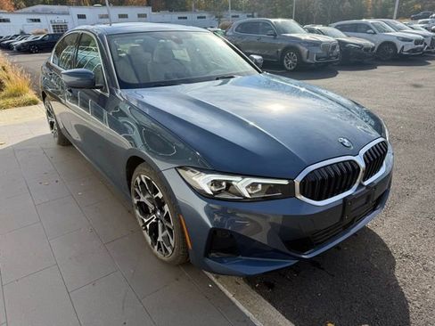 Used 2025 BMW 330i xDrive Sedan w/ Premium Package image 4