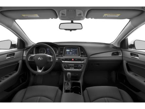 Used 2018 Hyundai Sonata SE w/ Winter Weather Package FWD image 11