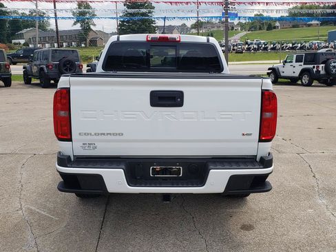 Used 2022 Chevrolet Colorado Z71 AWD/4WD image 4