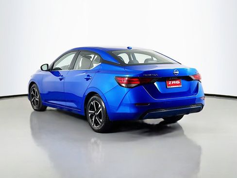 Used 2024 Nissan Sentra SV image 3