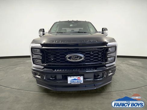 New 2026 Ford F350 Lariat w/ Black Appearance Package image 6