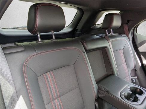 Used 2024 Chevrolet Equinox RS FWD image 22