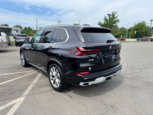 Used 2024 BMW X5 xDrive40i AWD/4WD image 4