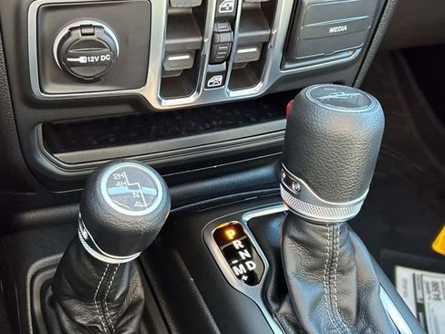 New 2026 Jeep Gladiator Sport image 30