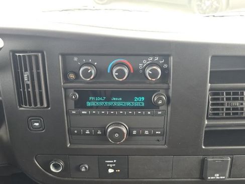 Used 2024 GMC Savana 2500 w/ Driver Convenience Package image 21