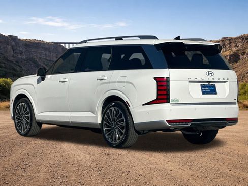 Certified 2026 Hyundai Palisade Calligraphy AWD/4WD image 5