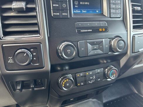 Used 2019 Ford F250 XLT w/ FX4 Off-Road Package image 20