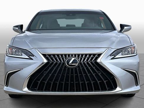 Used 2025 Lexus ES 350 w/ Premium Package image 4