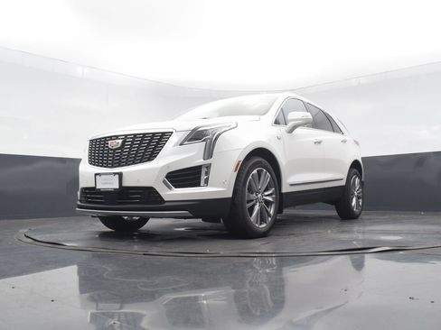 New 2026 Cadillac XT5 Premium Luxury w/ Driver Assist Package AWD/4WD image 46