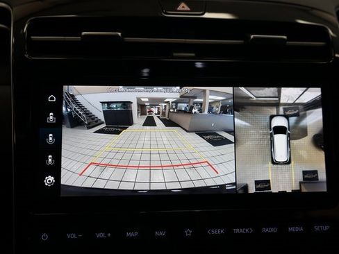 Used 2022 Hyundai Tucson Limited image 9