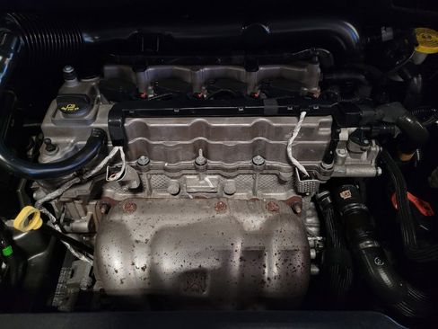 Used 2018 Jeep Compass Latitude w/ Popular Equipment Group image 30