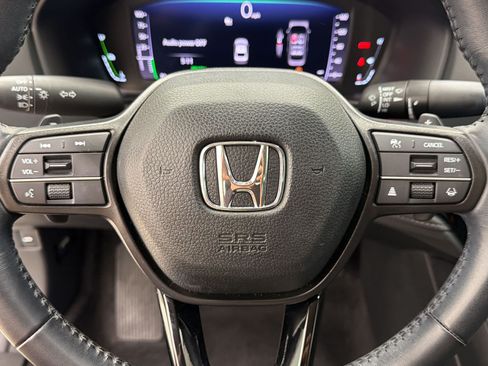 Used 2024 Honda Accord EX-L image 11