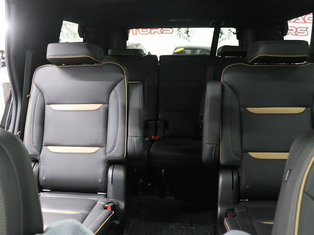 Used 2022 GMC Yukon AT4 AWD/4WD image 32