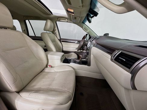 Used 2015 Lexus GX 460 Luxury image 38