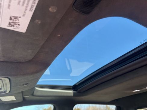 Used 2024 GMC Sierra 3500 Denali Ultimate image 31