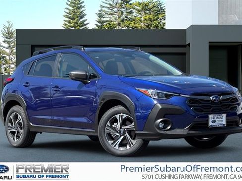 New 2025 Subaru Crosstrek 2.0i Premium image 1
