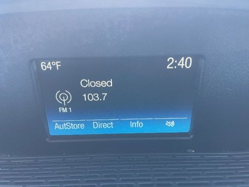 Used 2018 Ford Transit 250 w/RH Sliding Door Medium Roof image 16