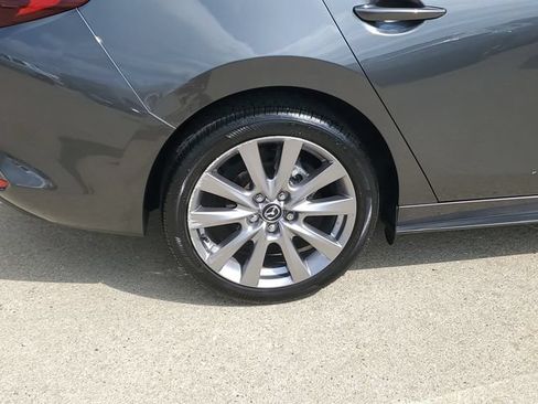 Used 2023 MAZDA MAZDA3 s FWD image 5