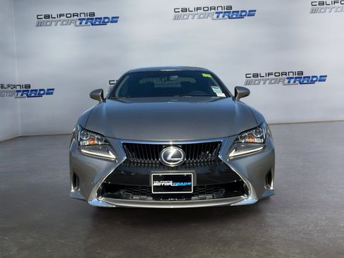 Used 2017 Lexus RC 200t w/ Premium Package RWD image 2