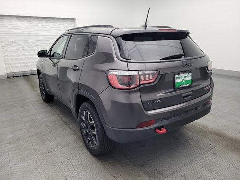 Used 2019 Jeep Compass Trailhawk image 5