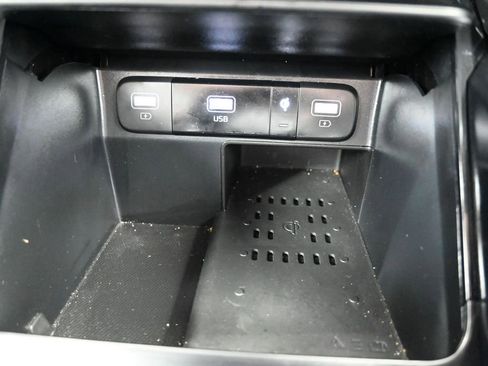 Certified 2023 Kia Sorento S image 22