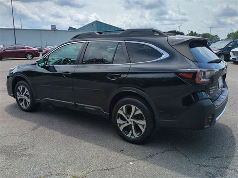 Used 2022 Subaru Outback Limited image 6