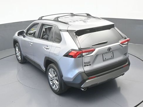 Used 2025 Toyota RAV4 Limited AWD/4WD image 58