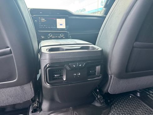 Used 2024 GMC Sierra 2500 AT4X AWD/4WD image 33
