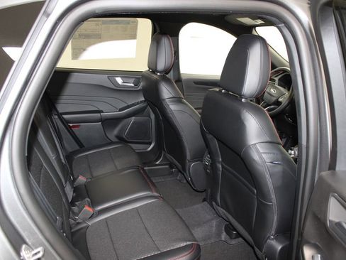 New 2026 Ford Escape ST-Line w/ Tech Pack #1 image 29