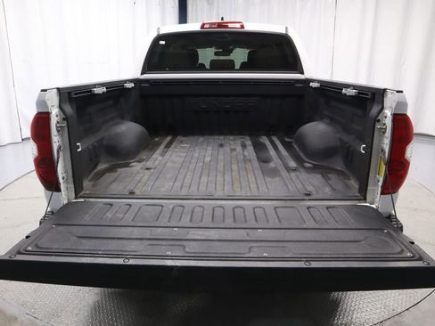 Used 2020 Toyota Tundra Limited w/ Limited Premium Package AWD/4WD image 20