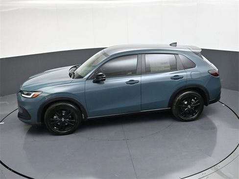 New 2026 Honda HR-V Sport image 13