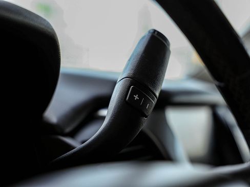 Used 2018 Chevrolet Tahoe LT image 29