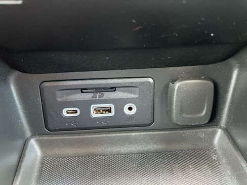 Used 2023 GMC Terrain AT4 w/ Infotainment Package II image 30