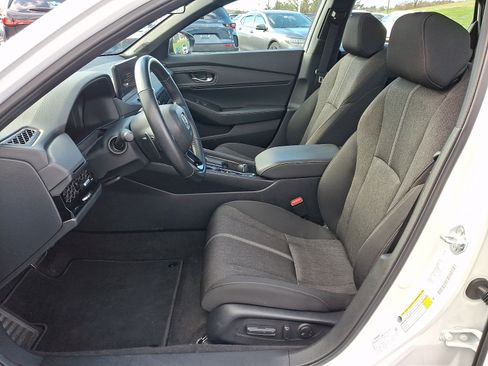 Certified 2025 Honda Accord Sport image 13