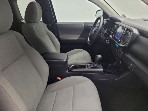 Used 2022 Toyota Tacoma SR RWD image 21