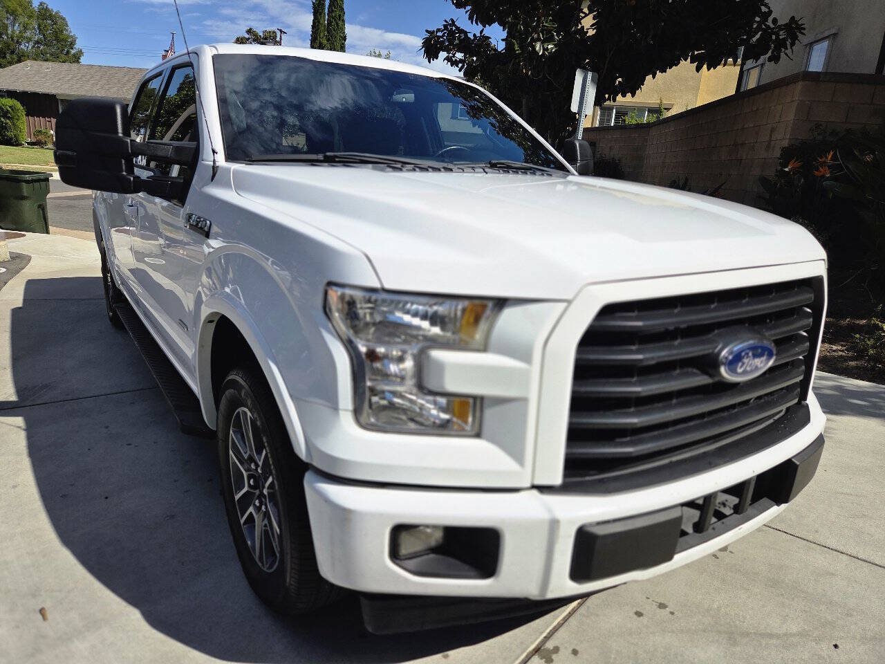 Used 2017 Ford F150 XLT w/ Equipment Group 302A Luxury RWD image 6