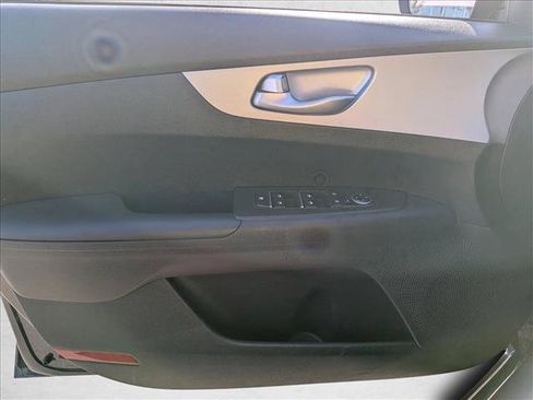 Used 2024 Kia Forte LXS FWD image 10