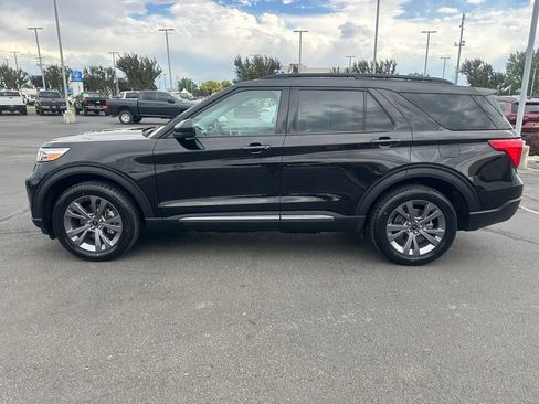 Used 2024 Ford Explorer XLT w/ Equipment Group 202A AWD/4WD image 4