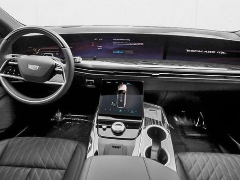 New 2026 Cadillac Escalade IQL Sport 2 w/ LPO, ONYX Package AWD/4WD image 3